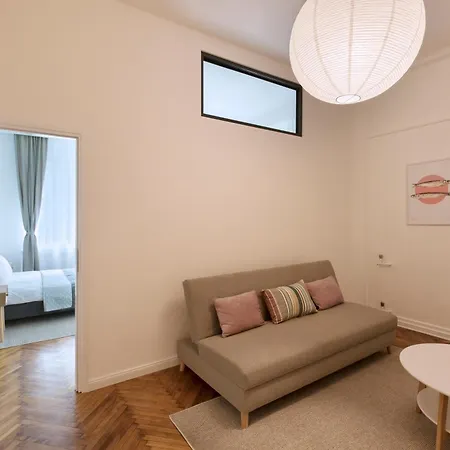 Aparthotel High Note Belgrade